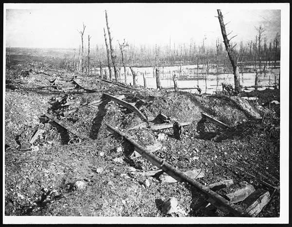 Smashed up mill near St. Pierre Divion